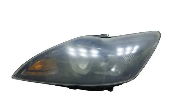 Ford Focus Headlight/headlamp 8M5113W030CE-KASAC 8M5113W030CE