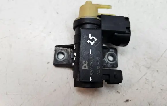 Renault Trafic III (X82) Turbo solenoid valve 8200790180