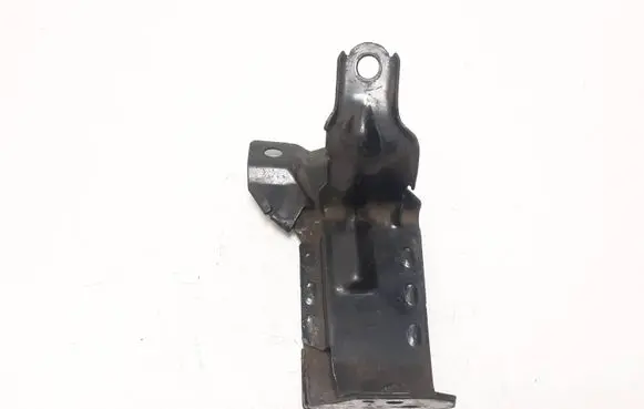 Volvo XC60 Radiator support slam panel bracket 