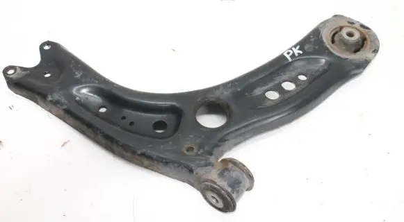 Volkswagen Golf VII Front lower control arm/wishbone 5Q0407152J