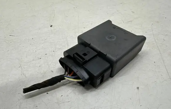 Skoda Kamiq Fuel injection pump control unit/module 5Q0906093B