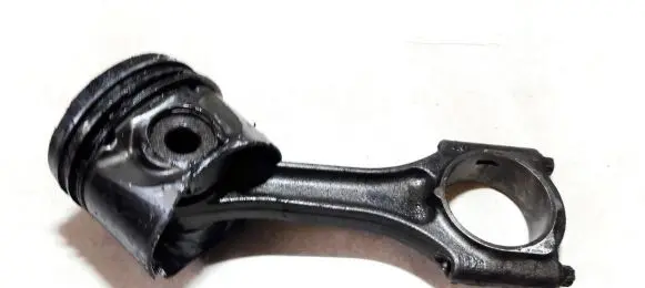 Piston with connecting rod