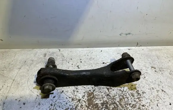 Jeep Cherokee Rear control arm