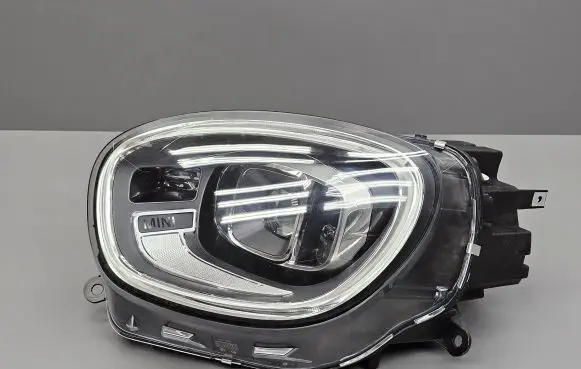 Mini Cooper Countryman F60 Headlight/headlamp 5A04D93 030109923706 5A04D9304