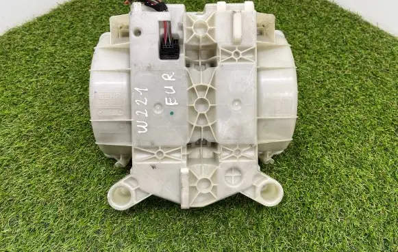 Mercedes-Benz S W221 Heater fan/blower 9403401 K7749