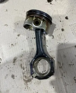 Mercedes-Benz S C217 Piston with connecting rod 278929
