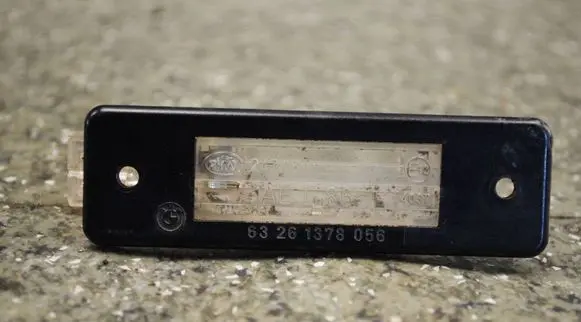 BMW 5 E34 Number plate light 63261378056