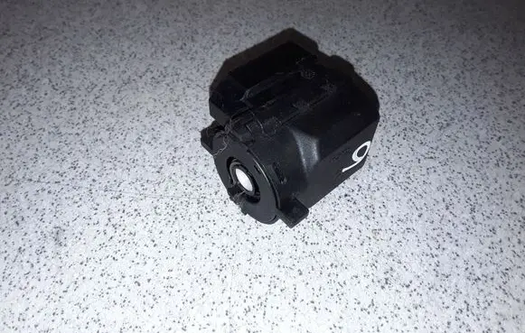 BMW 3 E46 Ignition lock contact 6901961
