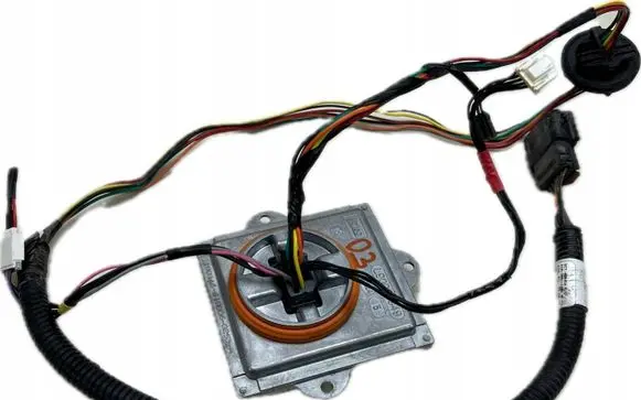 Cadillac Escalade IV Voltage converter/converter module L90052820