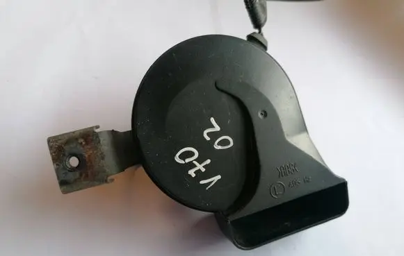 Volvo V70 Horn signal 49042