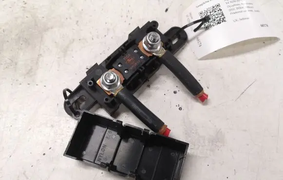 Jaguar XF X250 Fuse module 14A094CA 150A