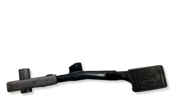 Alfa Romeo 159 Brake pedal 
