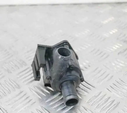 Audi A4 S4 B8 8K Electric auxiliary coolant/water pump 8K0965561A
