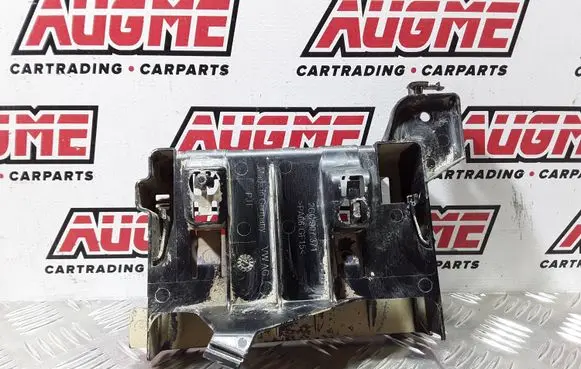 Other engine bay part
