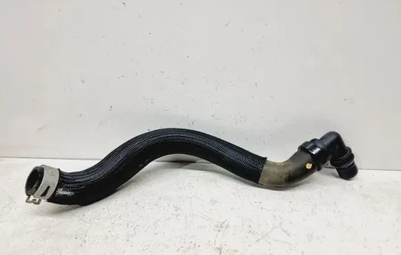 Nissan Qashqai J12 Engine coolant pipe/hose 924006UM1C