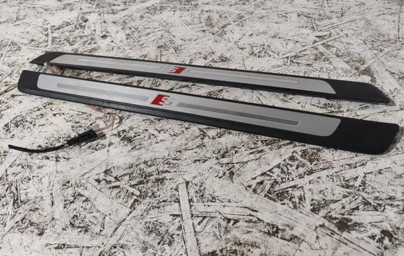 Audi A5 Front sill trim cover 8W0947417A 608462 8W0947418A