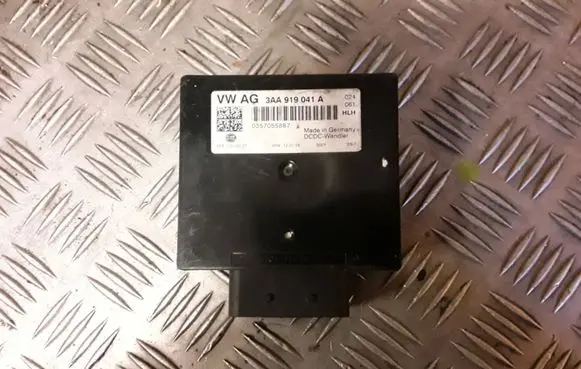 Skoda Superb B6 (3T) Other control units/modules 3AA919041A 8ES01045220