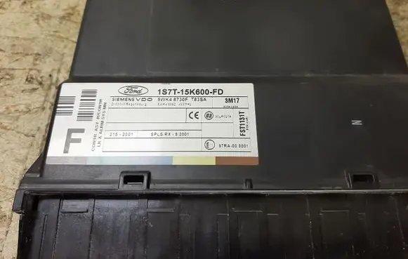 Ford Focus Comfort/convenience module 1S7T15K600FD 5WK48730F