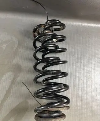 Volkswagen Touran III Rear coil spring 3Q0511115