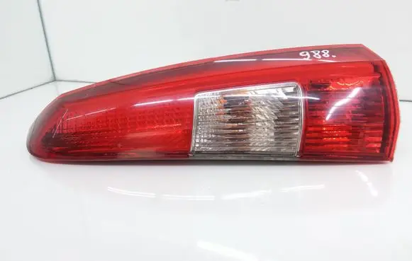 Volvo V70 Rear/tail lights 9154494