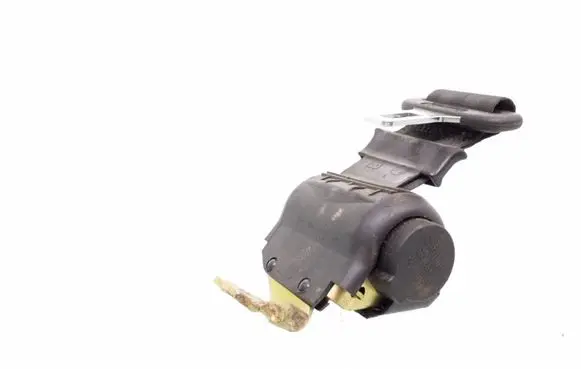 Volkswagen PASSAT B5 Middle seatbelt (rear) 3B0857813A