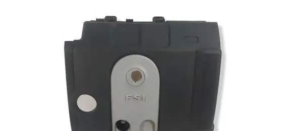 Volkswagen Golf Plus Engine cover (trim) 03C129607N