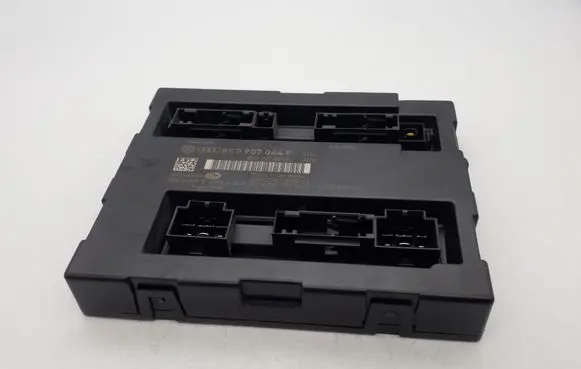 Audi A4 S4 B8 8K Comfort/convenience module 8K0907064F 5DK00991840
