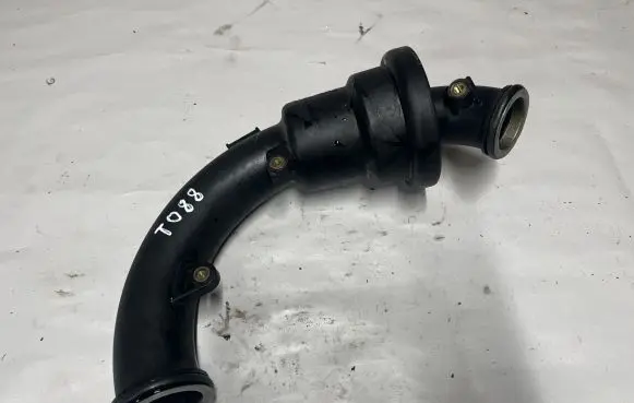 Mercedes-Benz CLA C117 X117 W117 Intercooler hose/pipe A6511400387
