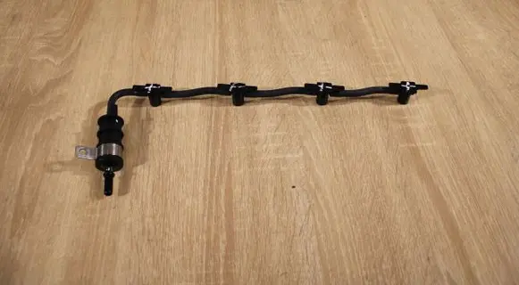 Fuel return line/hose