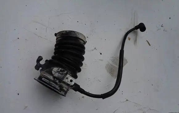 Mazda 6 Intake resonator PRZEWDRURA