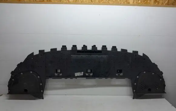 Front bumper skid plate/under tray