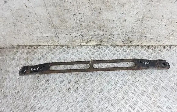 Volvo XC60 Radiator mount bracket 