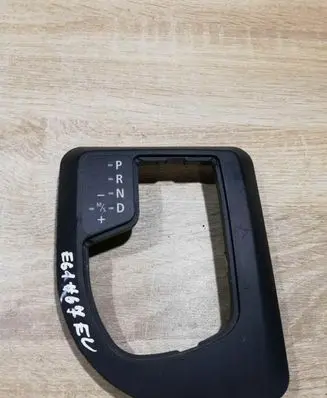 BMW 5 E60 E61 Gear shifter surround trim plastic 7034089