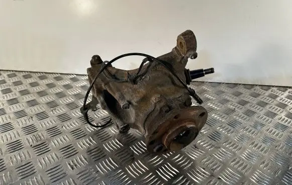 BMW X3 F25 Front wheel hub 6855954