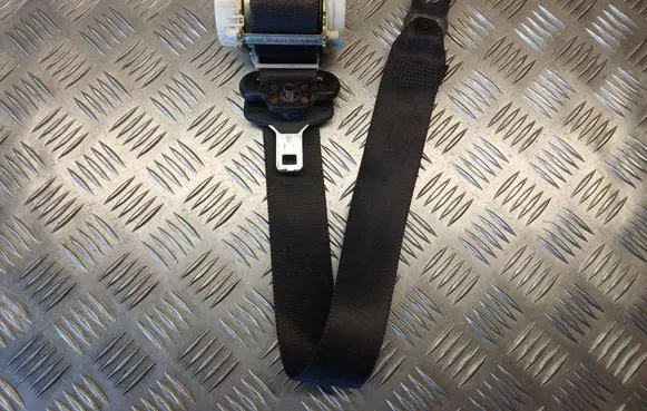 Ford Focus Front seatbelt 4M51A61295AK