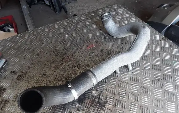 Nissan X-Trail T31 Turbo air intake inlet pipe/hose