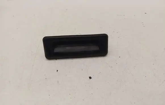 Volkswagen Golf V Tailgate opening switch 5J0827229