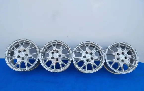 Volkswagen Golf V R16 alloy rim KBA47995