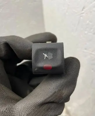 Opel Omega B1 Parking (PDC) sensor switch 90460607 S501560