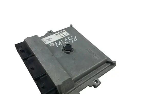 Renault Captur Engine control unit/module 237109221R 237105499R