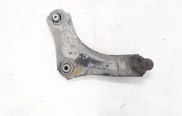 Renault Megane III Front lower control arm/wishbone 545008682R
