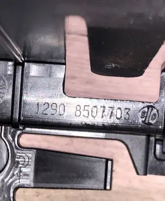 BMW 3 F30 F35 F31 Engine control unit holder 12908507703