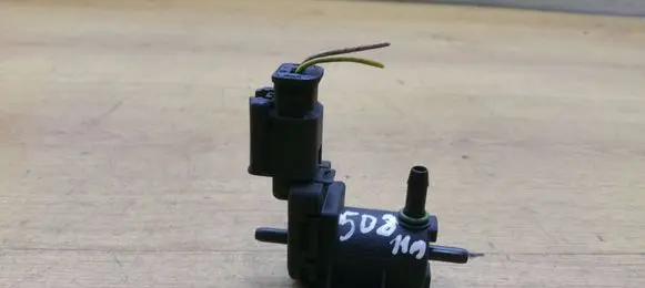 Peugeot 508 Turbo solenoid valve 9665558580