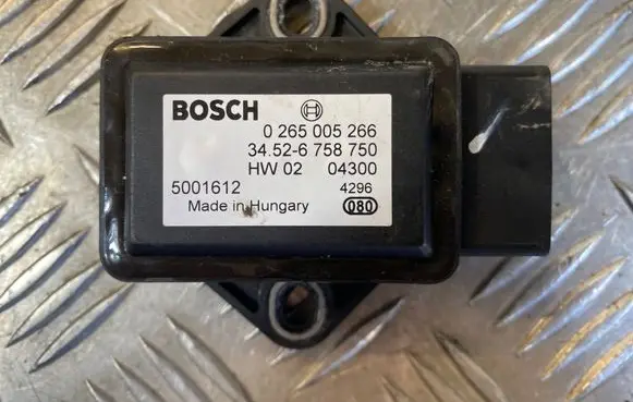 BMW 5 E60 E61 ESP acceleration yaw rate sensor 6758750 0265005266 5001612