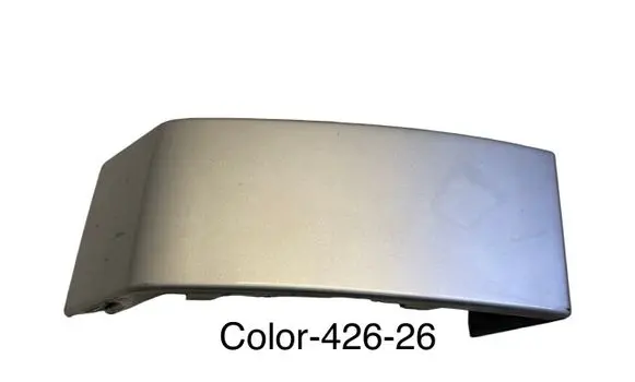 Rear/tail light trim molding