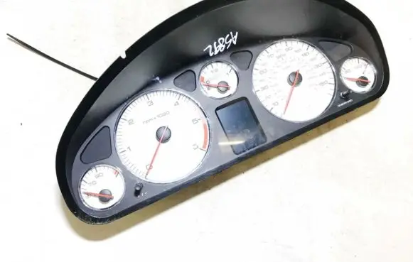 Speedometer (instrument cluster)
