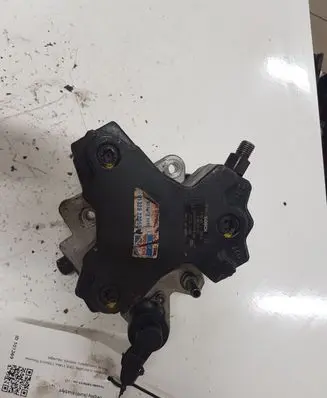 Hyundai Santa Fe Fuel injection high pressure pump 0445010121 3310027400