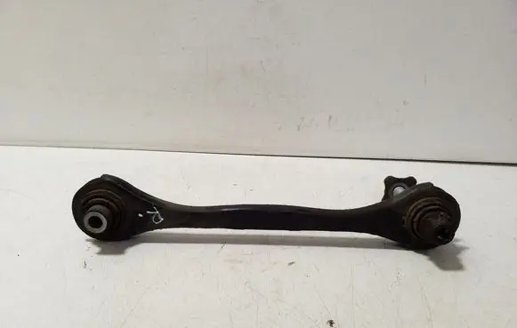 Rear control arm
