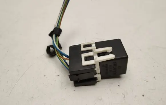 Mercedes-Benz E W211 Other relay A0025421319