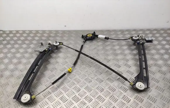 Mercedes-Benz E C207 W207 Front door electric window regulator A2077200546